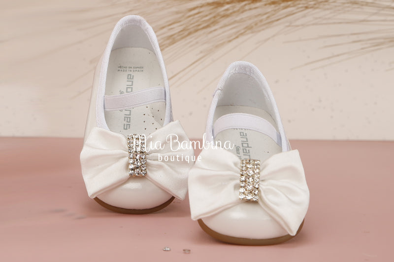 Baby Girl Ballerina Patent Shoes with Bows by Mia Bambina Boutique Canada